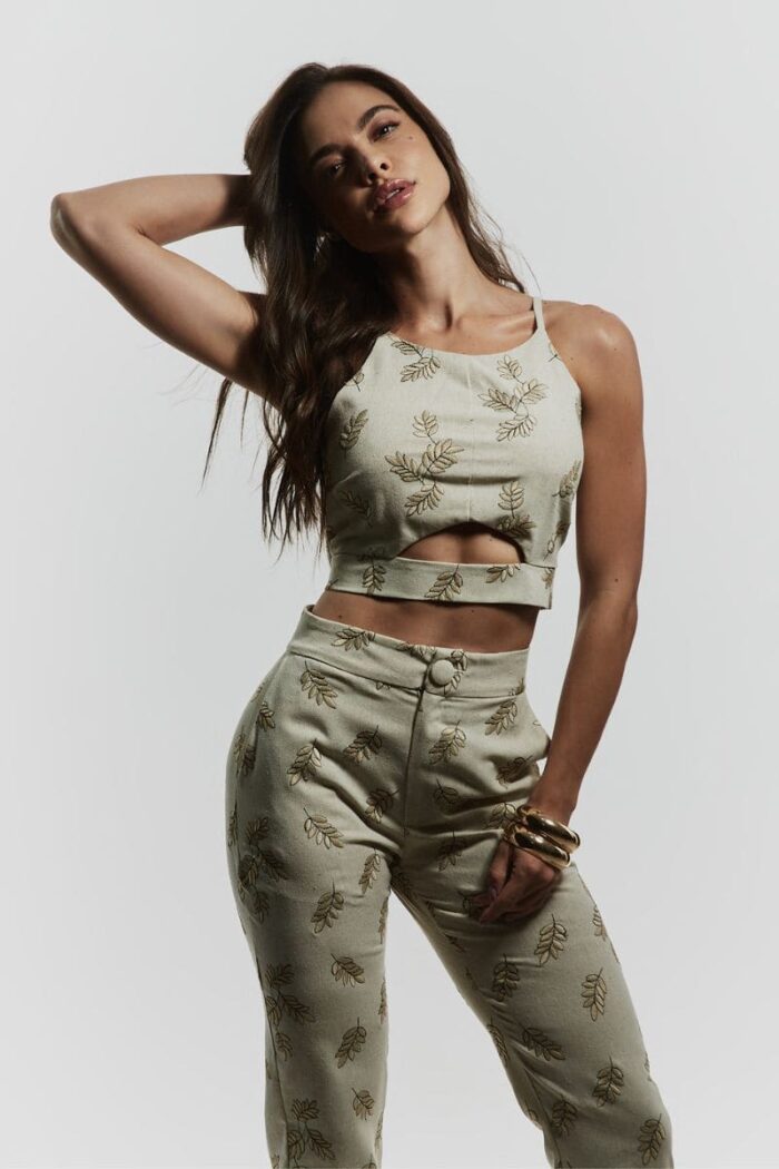 Conjunto Linho Bordado