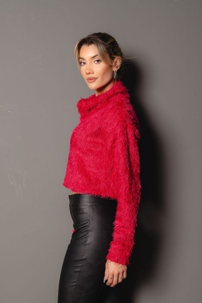 Blusa Curta Gola Alta